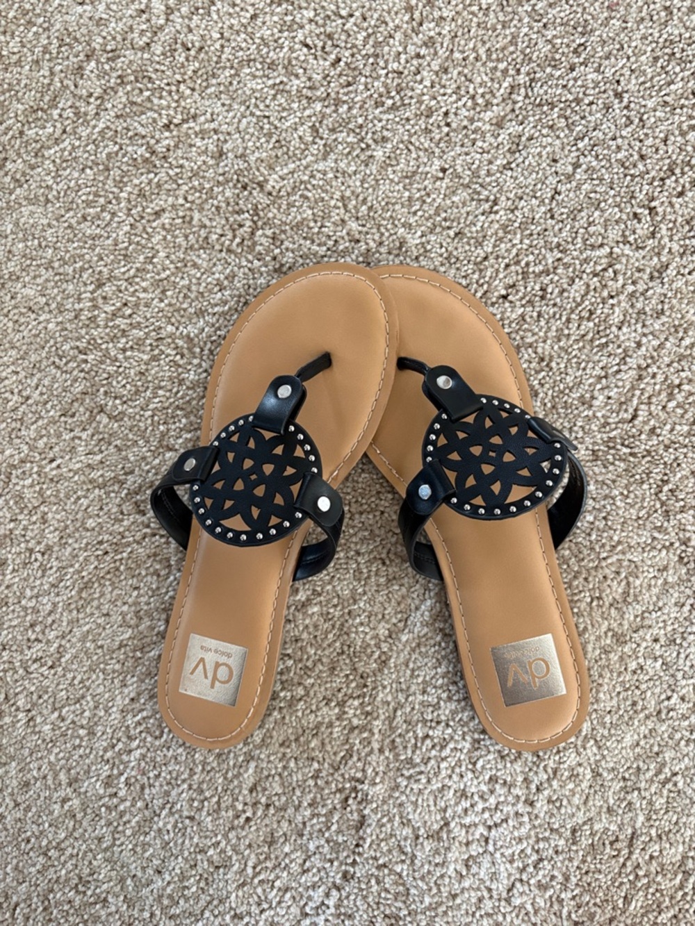 DV by Dolce Vita Black Medallion Thong Sandals